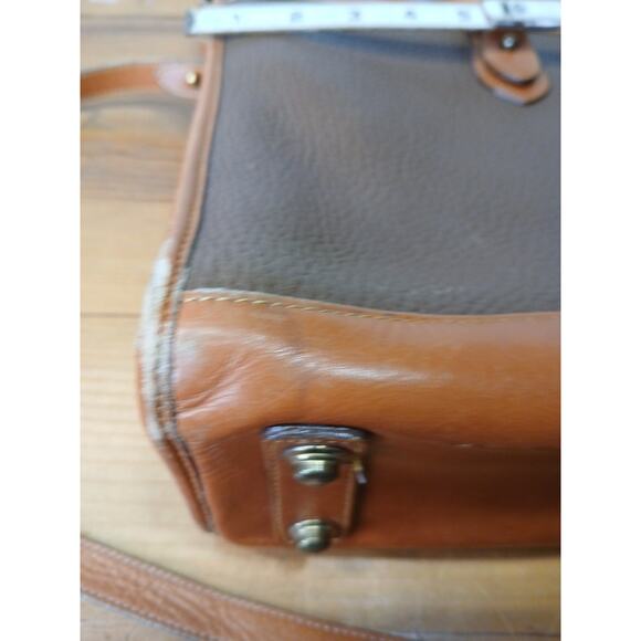 Dooney Bourke Vintage All-Weather Leather Briefcase Messenger Bag Used Good Cond - Picture 16 of 16
